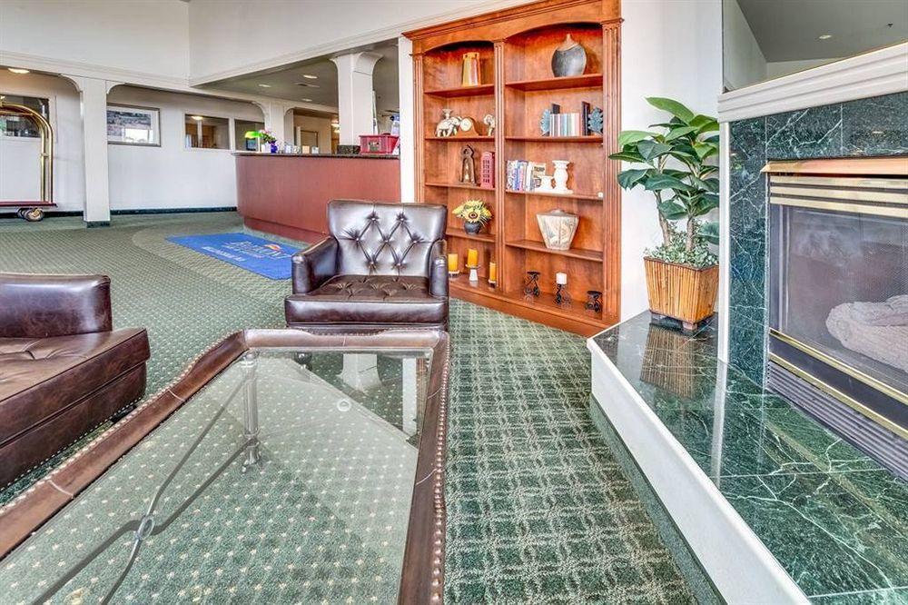 Baymont Inn & Suites By Wyndham Bellingham Esterno foto